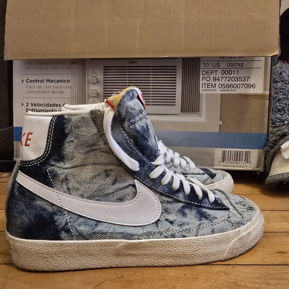 Nike Shoes - Nike Tie-Dye High-Tops in Blue and White